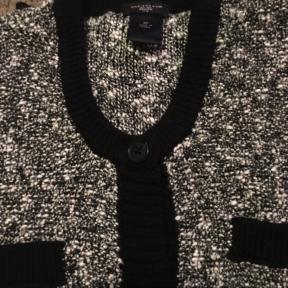 Ann Taylor cardigan - Picture 2 of 6